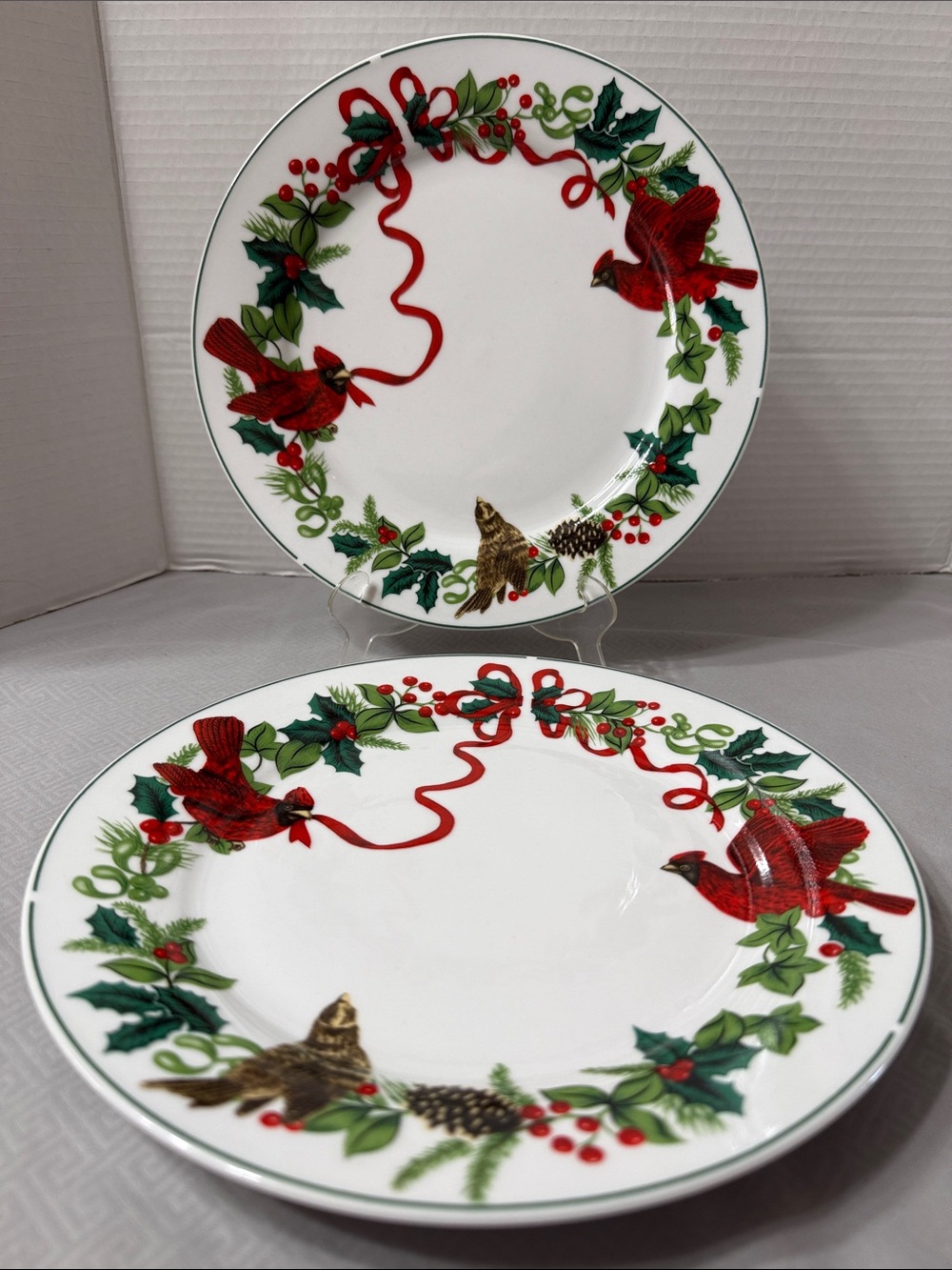Royal Norfolk Red Cardinal Green Accent Christmas Dinner Plates Set of 2 Ceramic